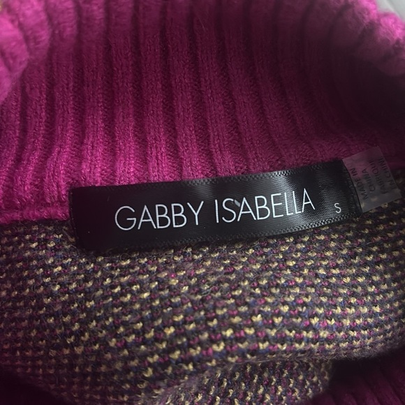 Gabby Isabella | pink knit sweater with balloon sleeves and hearts - Picture 10 of 10